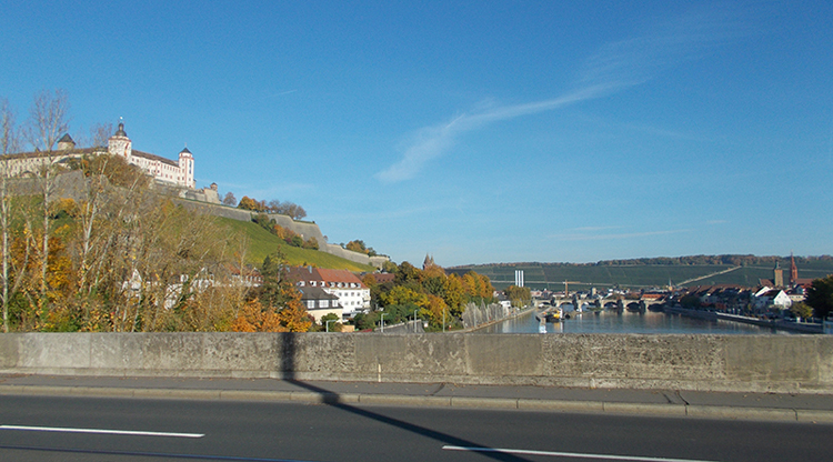 Blick Alte Mainbrücke