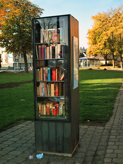 Bücherschrank